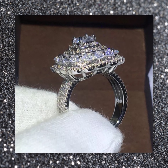 🆕 HUGE Over 10tcw White Sapphire Bling 925 - Picture 4 of 5